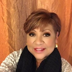 Meet your Posher, Diane